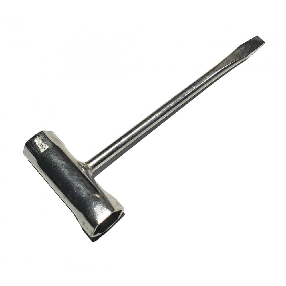 Assembly tools included with every giant deckchair